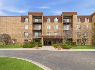 (Undisclosed Address), Northbrook, IL 60062