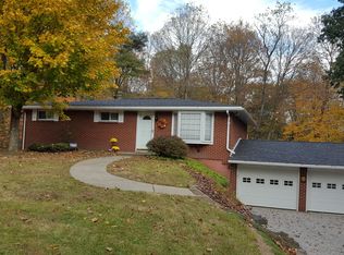 200 Thompson Hill Rd, Aliquippa, PA 15001