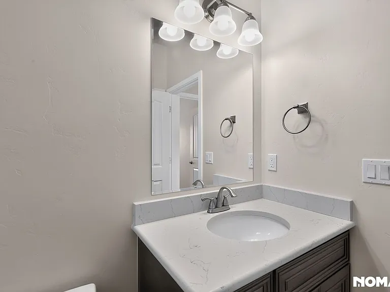910 Pilot Knob Ave — Photo 24