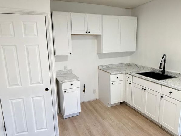 14 Hillside Ave #2S