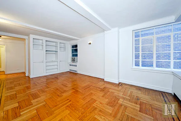 Rented by Halstead Real Estate | media 35