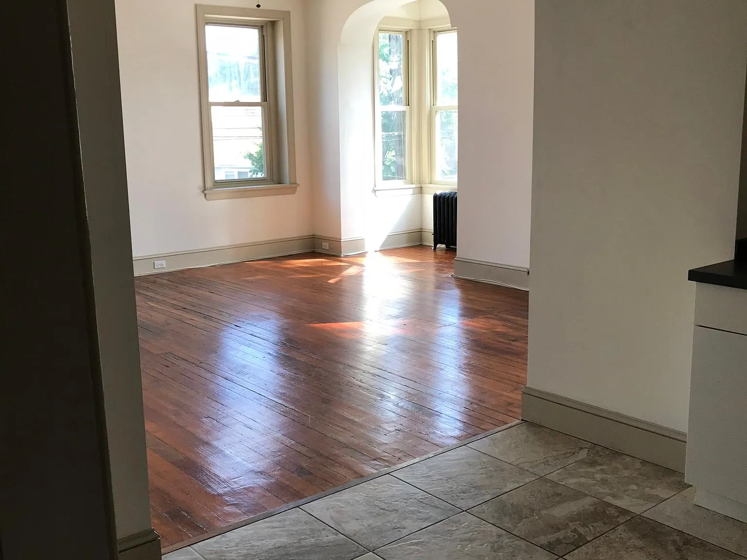 3549 Sunnyside Ave — Photo 1
