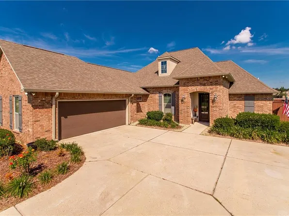 20253 Crystal Lake Dr, Hammond, LA 70403
