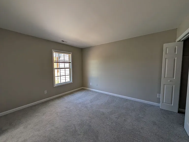 4632 Kilcullen Dr — Photo 8