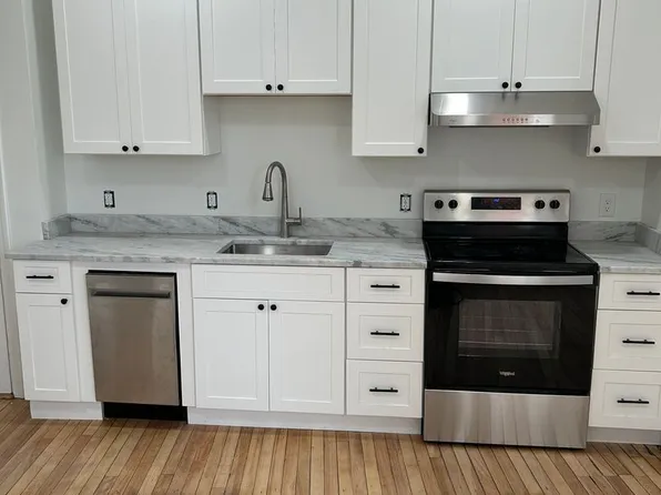 117 Maine Street, 117 Maine St #2, Brunswick, ME 04011