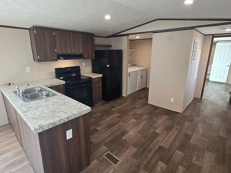 5800 E Hermans Rd #2 — Photo 4