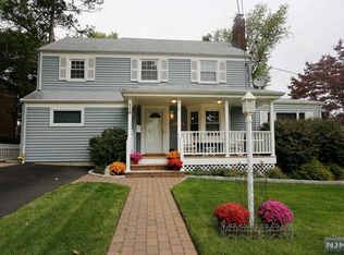 118 Manning Ave, River Edge, NJ 07661