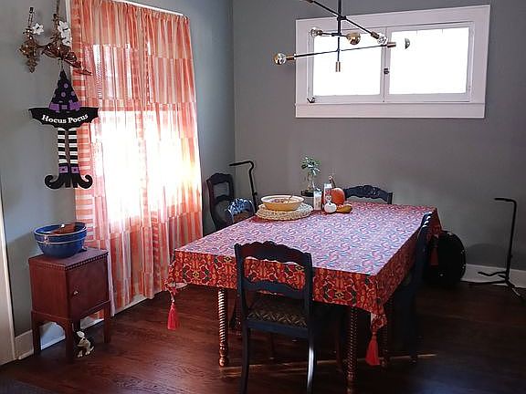 dining for few or many
