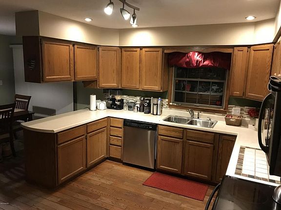 2nd image of 5161 E Donna Dr