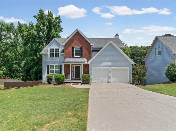3360 Pierce Arrow Cir, Suwanee, GA 30024