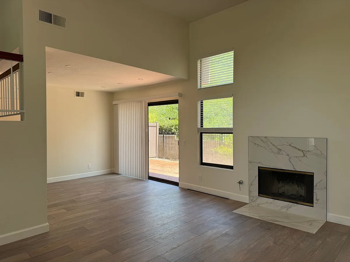 Building Photo - 6254 E Twin Peak Cir