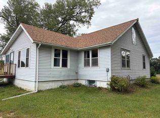 N1640 19th Ave, Wautoma, WI 54982