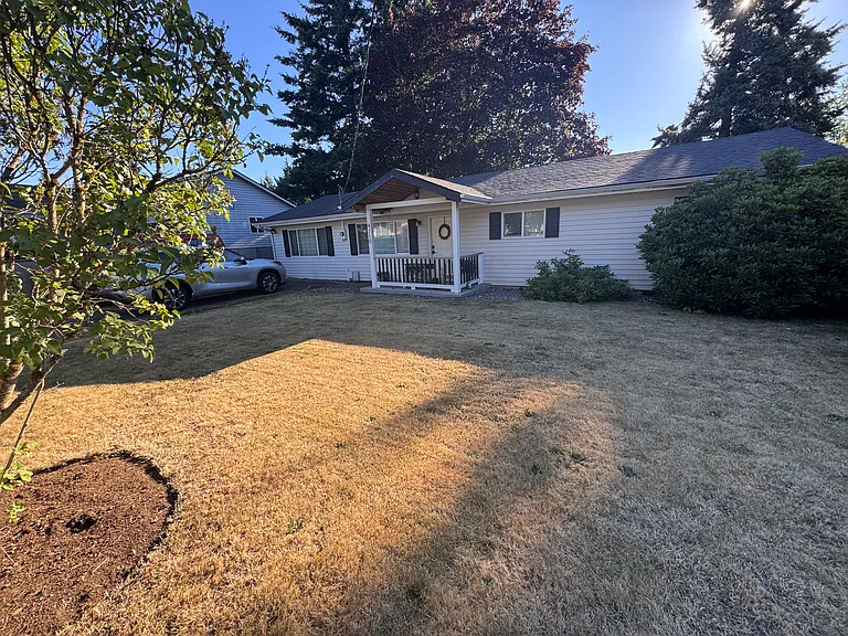 4710 NE 129th Ave — Photo 3
