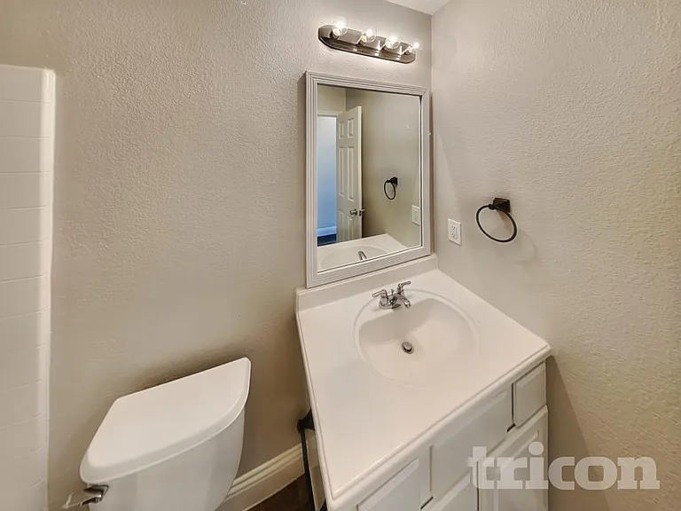 12608 Summerwood Dr — Photo 14
