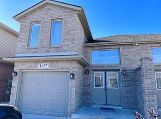 1977 Northway Ave, Windsor, ON N9B 0A3
