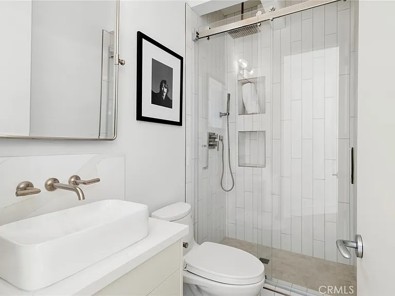 468 Ashton Dr — Photo 17