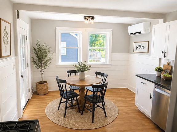 3rd image of 437 Summer St #1