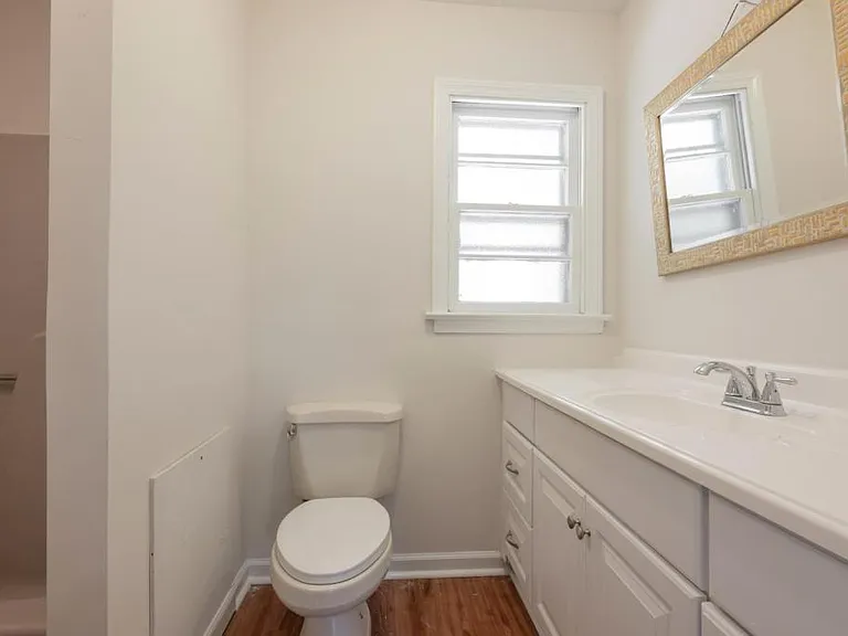 2337 Renfro Rd N — Photo 30