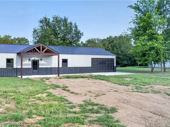 107307 S 4770th Rd, Muldrow, OK 74948