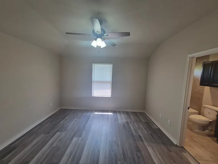 6858 Lakeview Dr #101 — Photo 13