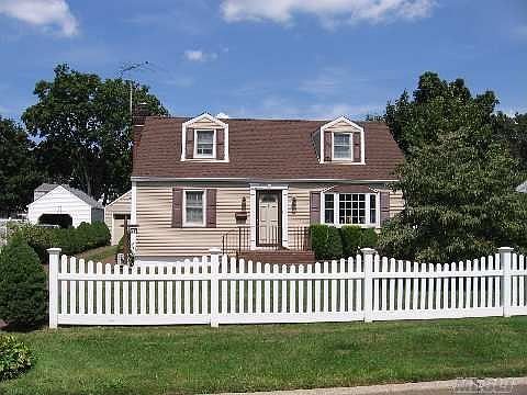 1st image of 2363 Amherst St