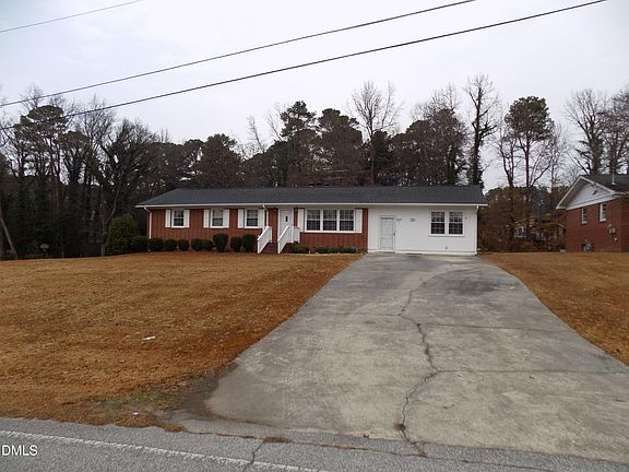 4th image of 212 Allen Ln