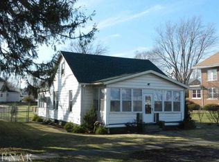 207 N Franklin St, Roanoke, IL
