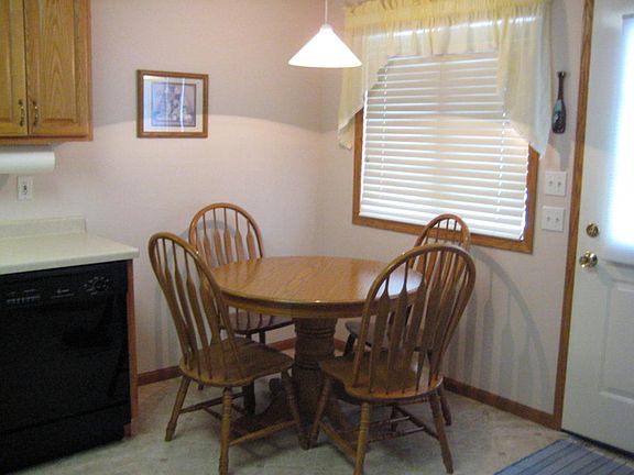 2nd image of 801 Kirkwood Dr
