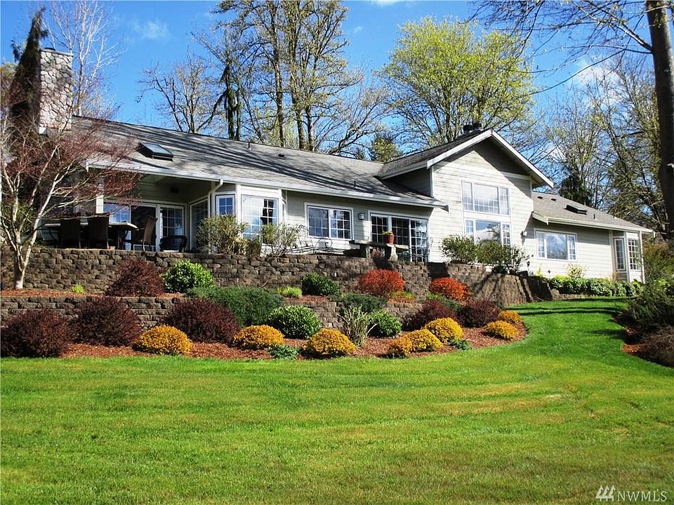 1st image of 5415 Peninsula Dr SE