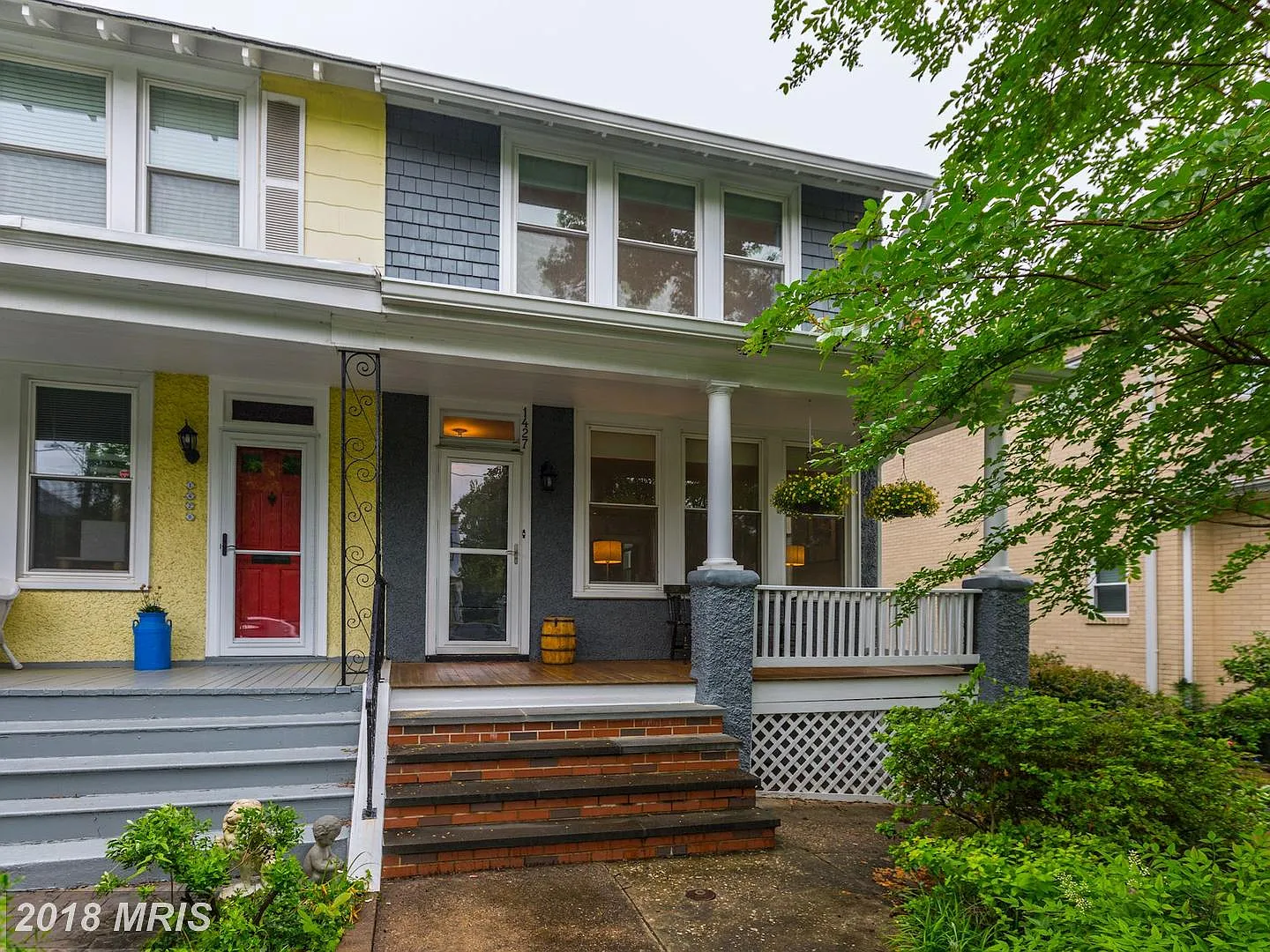 1427 Foxhall Rd NW photo 1