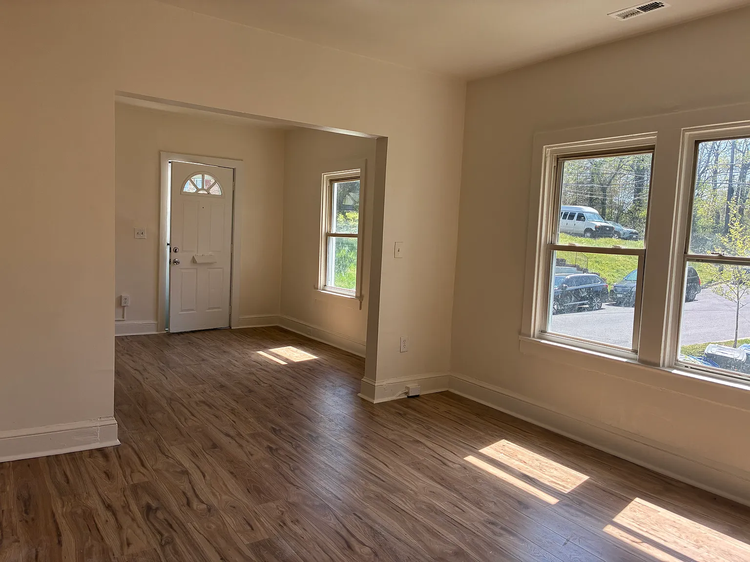 5 bed, 1788 sqft, $6,500 — Photo 4
