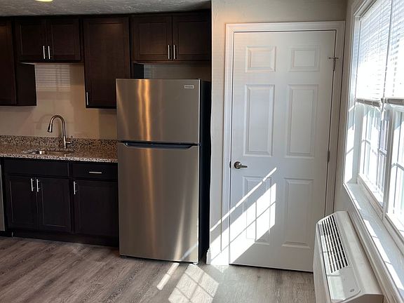 2nd image of 3533 Messersmith Rd APT 3