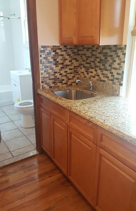 1st image of 2542 43rd St APT 2