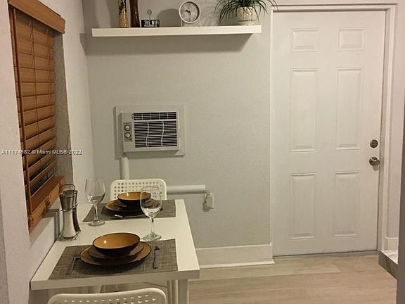 4th image of 7525 S Waterway Dr #0
