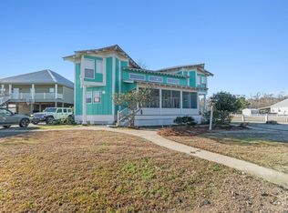 17097 Peace Point Dr, Springfield, LA 70462