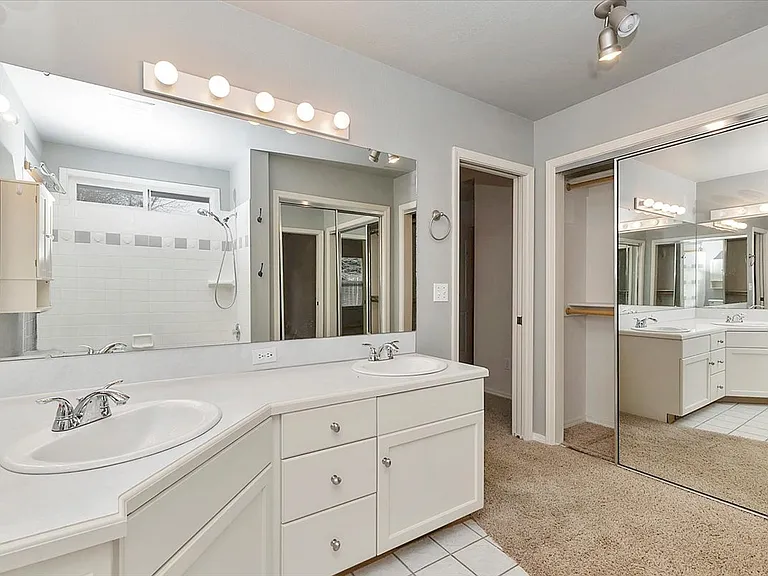 4245 S Danridge Ave — Photo 27