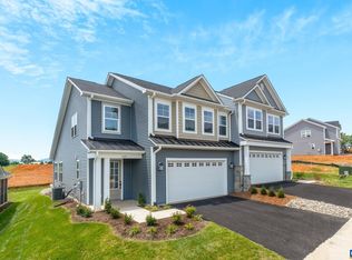 209 Ridgeline Dr, Waynesboro, VA 22980