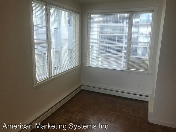 3rd image of 1330 Jones St APT 605
