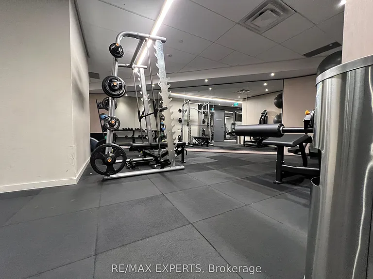 1001 Bay St #2217 — Photo 25