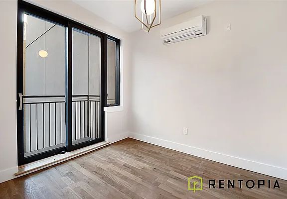4th image of 295 N 7th St #3I