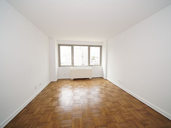 5th image of 444 E 82nd St APT 15B