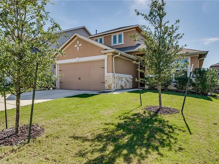 341 Wincliff Dr — Photo 1