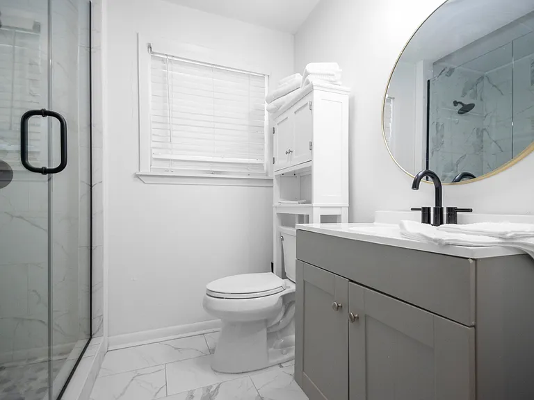 1801 N Polk St — Photo 21