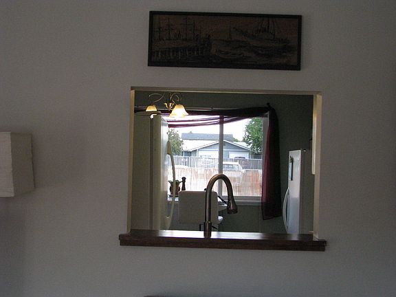 Living room to Kitchen