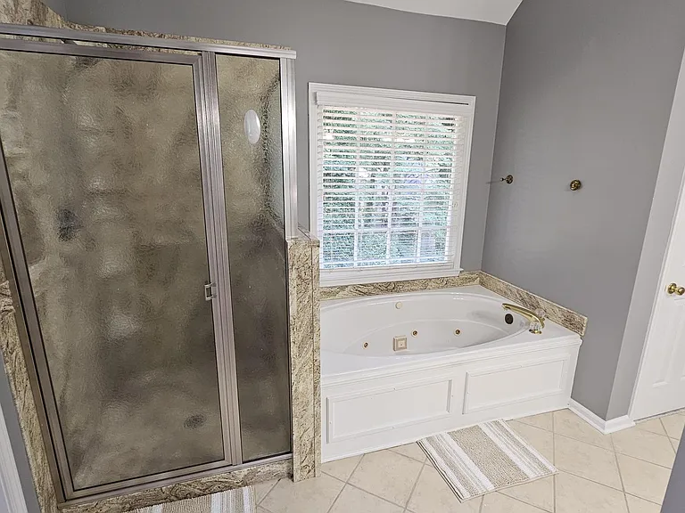 1381 Providence Dr — Photo 26