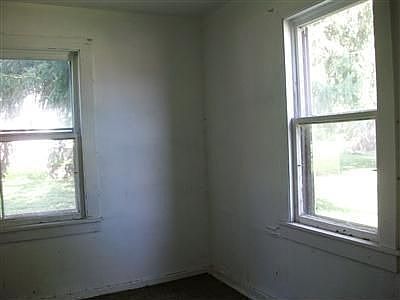 2nd image of 718 Union St