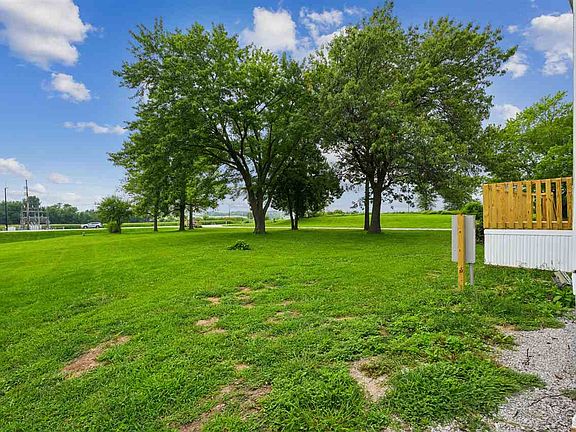 2nd image of 3701 2nd St Lot A2