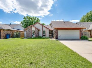 1049 Choctaw Ridge Rd, Midwest City, OK 73130