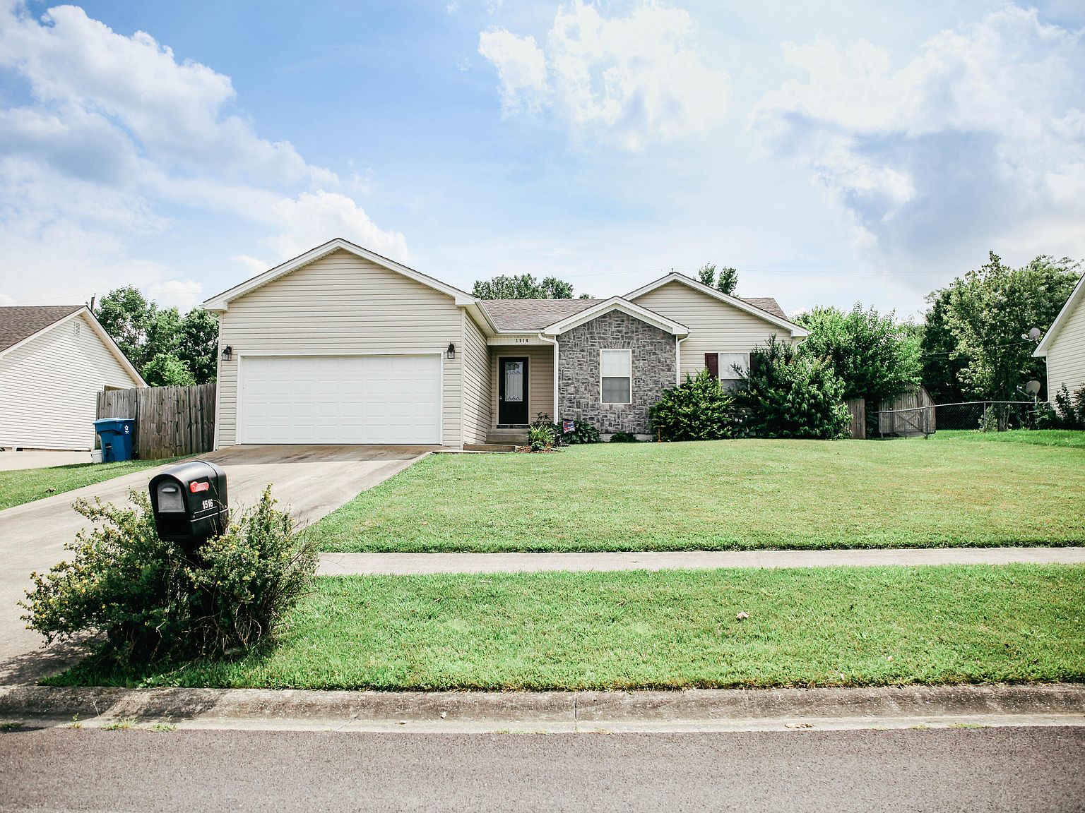 1516 Brook Dr, Lawrenceburg, KY 40342 Zillow