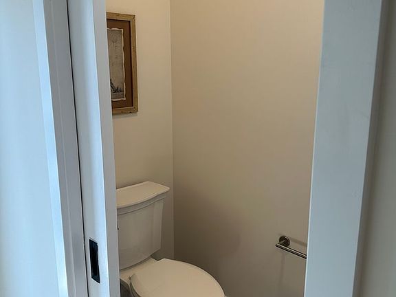 3rd image of 111-117 Thornton Ln #113